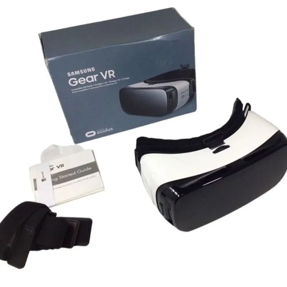 Samsung SM-R322NZWAXAR Gear VR Headset - Frost White